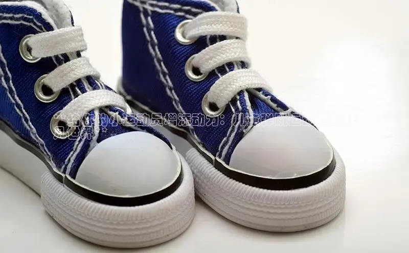 Bsports网页版登录入口百度智能门户**给你的小运动员增添动力：儿童弹跳运动鞋的非
凡世界**