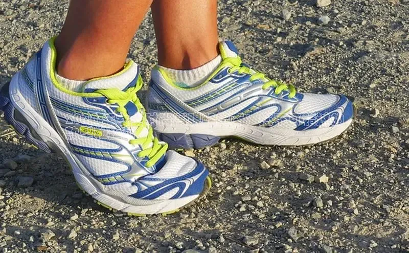 b体育sports百度游戏开放平台2024 年女士时尚高跟鞋指南：您不可错过的
款型和趋势