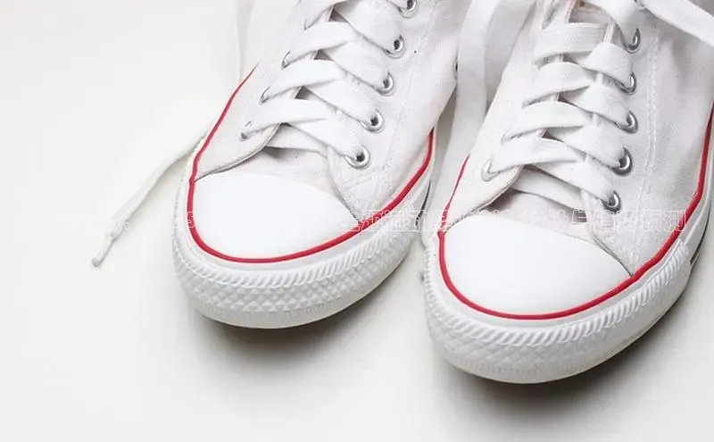 未来潮流：2025年春季迪士尼主题运动鞋的创新设计与趋势预测